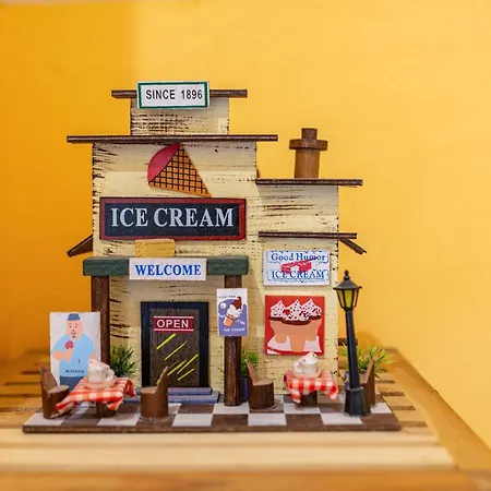 Schusterjunge I Zentral I I Kueche & Bad I Parkplatz Sasbachwalden