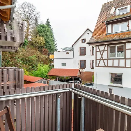 Schusterjunge I Zentral I I Kueche & Bad I Parkplatz