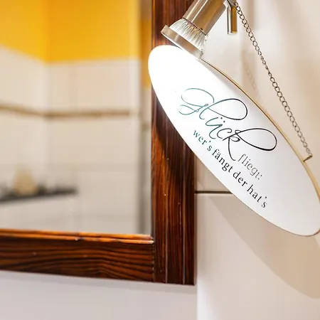 Apart-hotel Schusterjunge I Zentral I I Kueche & Bad I Parkplatz 3*