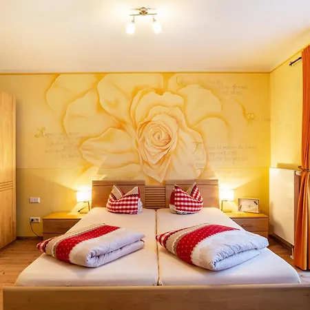 Schusterjunge Apartmanhotel 3*