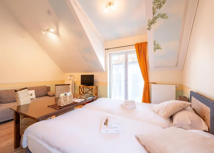 Апарт-отель Schusterjunge I Zentral I I Kueche & Bad I Parkplatz 3*